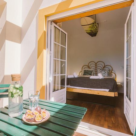 Cliff Surf House Hostel อา ดุส คุนญาดุส ภายนอก รูปภาพ