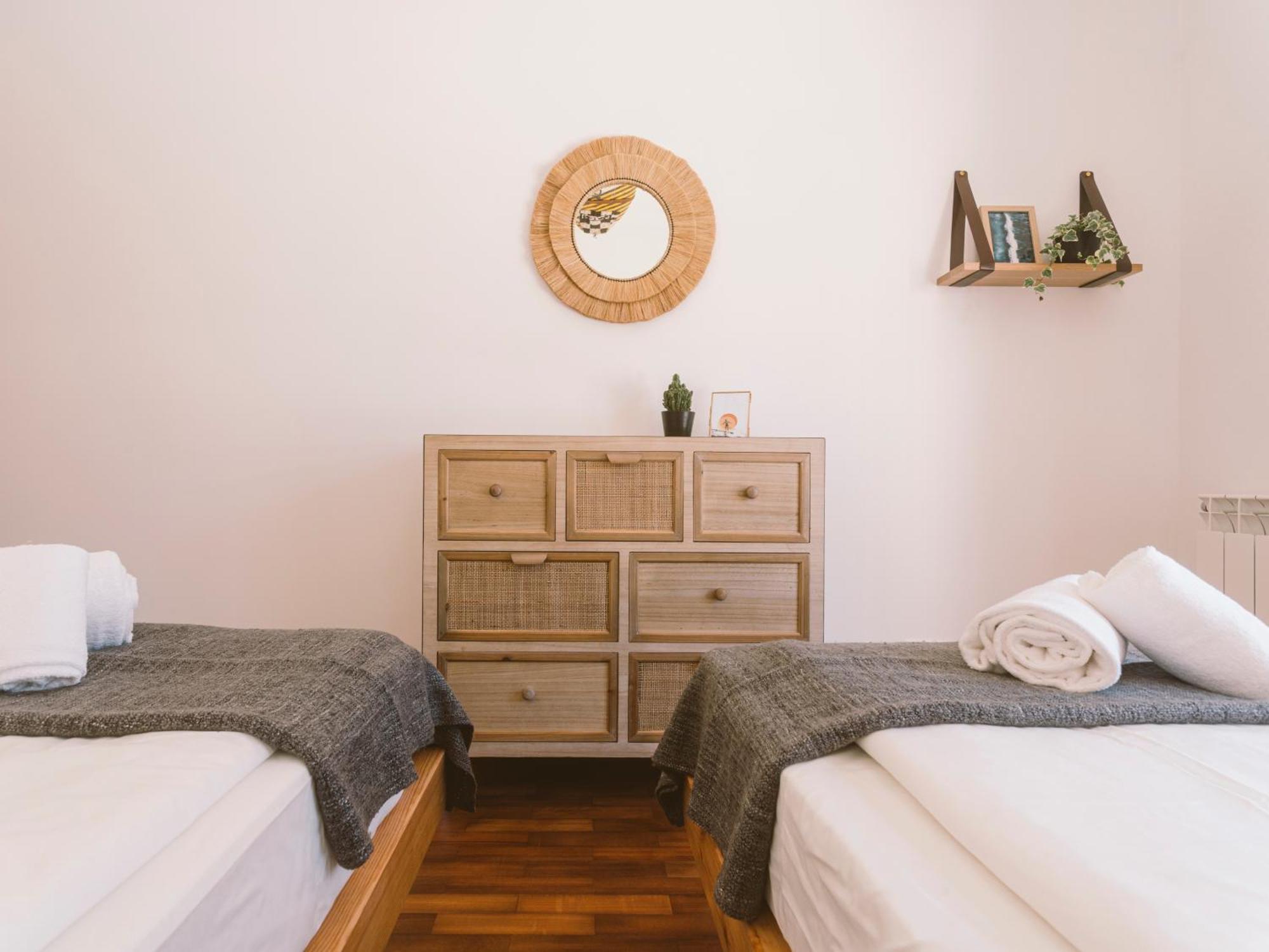Cliff Surf House Hostel อา ดุส คุนญาดุส ภายนอก รูปภาพ