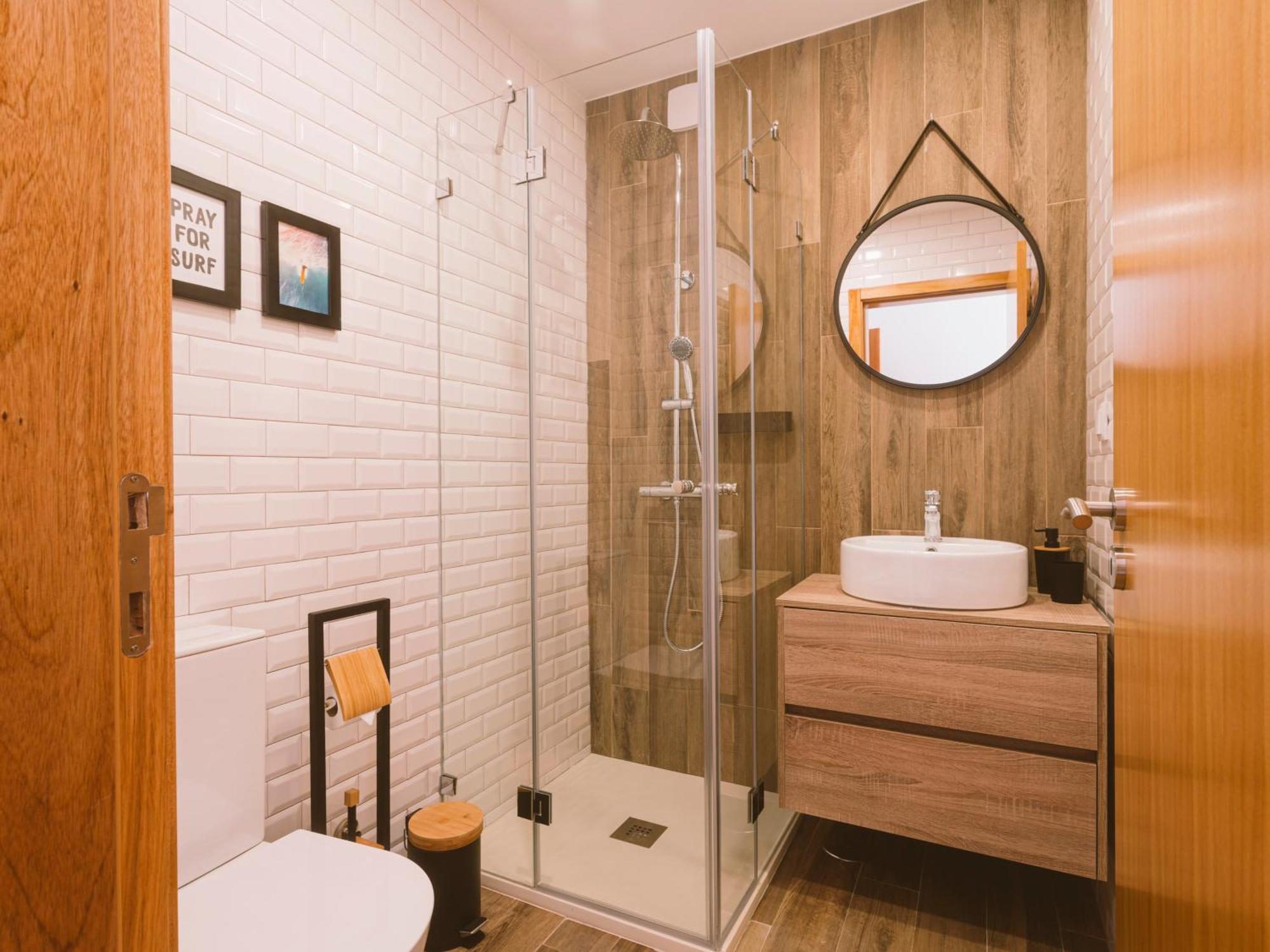 Cliff Surf House Hostel อา ดุส คุนญาดุส ภายนอก รูปภาพ