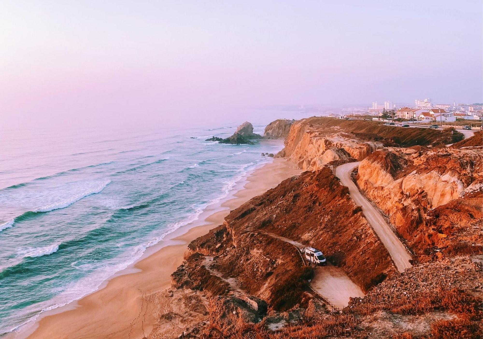 Cliff Surf House Hostel อา ดุส คุนญาดุส ภายนอก รูปภาพ